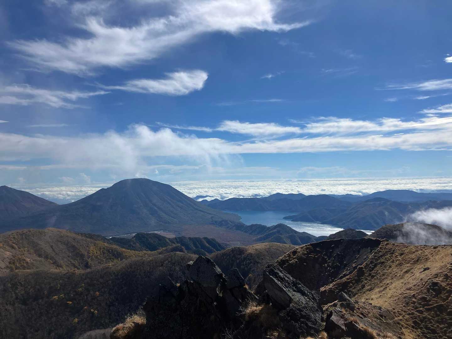 山頂駅-日光白根山-五色沼-弥陀ヶ池 周回コースの写真