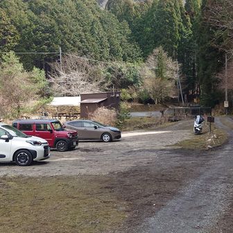 駐車場まで戻りました
これにて朝活終了〜
では帰ります
