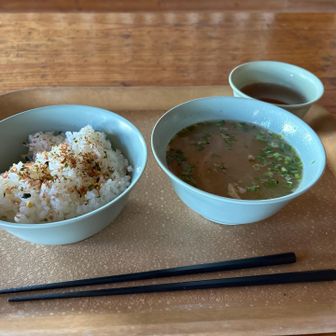 初めて室堂で軽食（豚汁セット）食べてみました。ご馳走様です