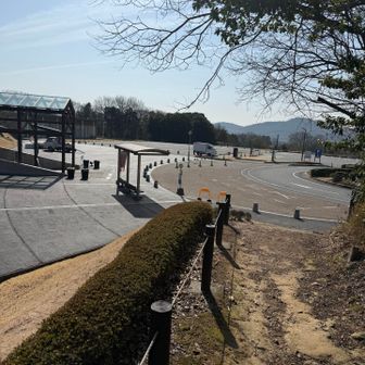 ゆぴかさん♨️の駐車場🅿️に登山口
横にトイレも有り