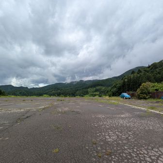 山頂で眺望無かったので、
🅿️で西方向👀