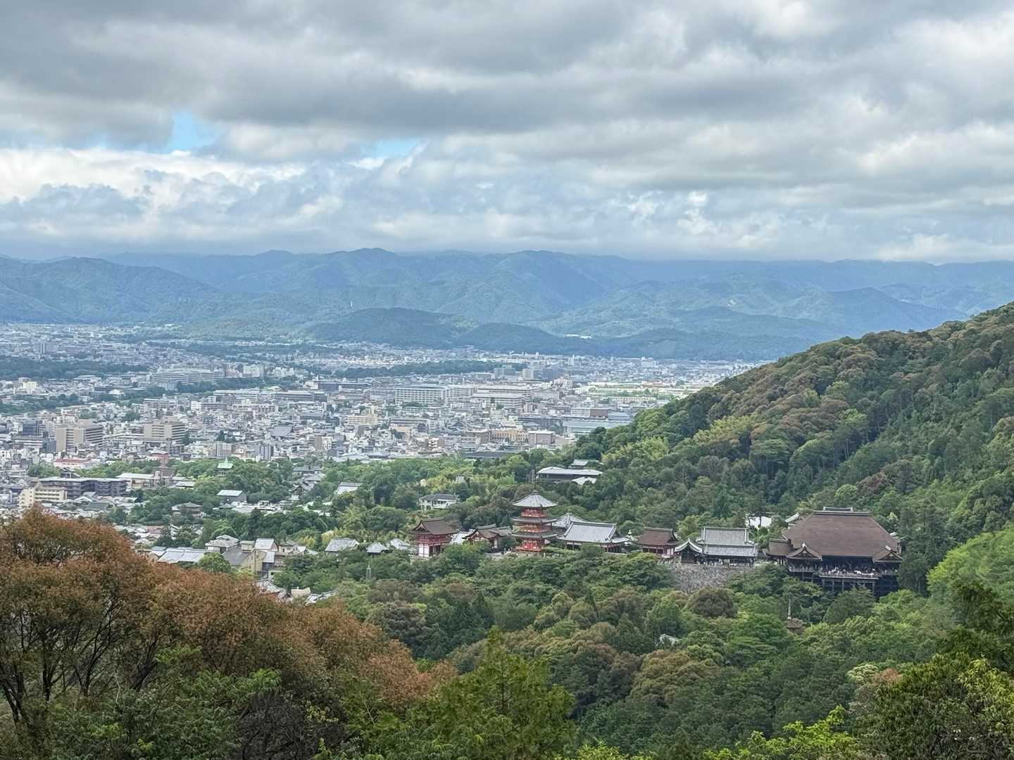 清水寺が見えます