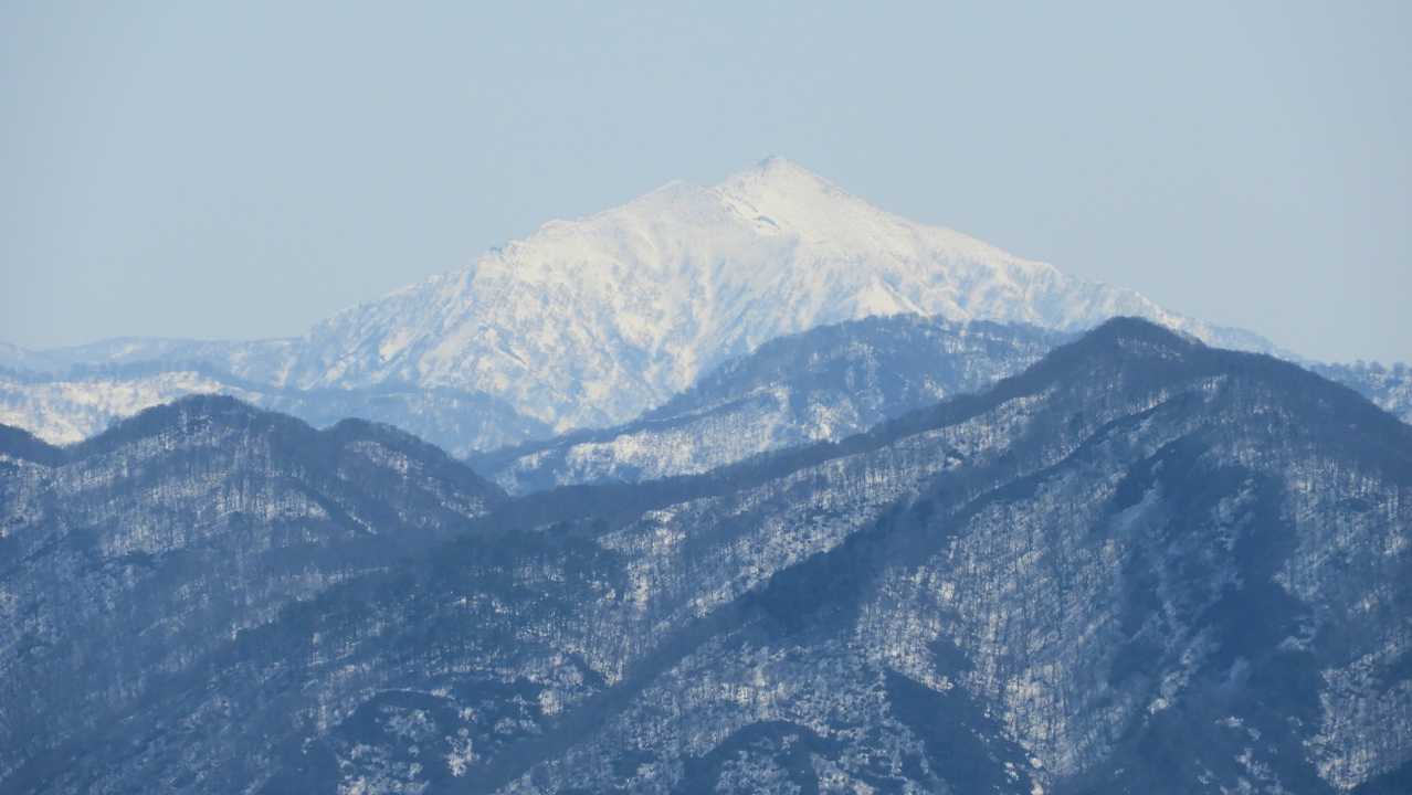 そして祝瓶。どこからでもわかる山容はカッコいいです。