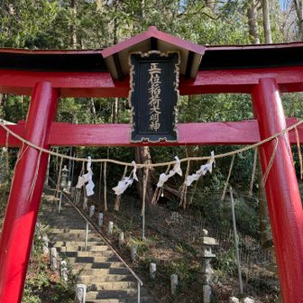無人ですけど、大きめな神社ですね