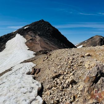 山頂までは雪無し
そしてここが無風なんて信じられない