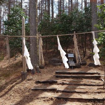守屋山諏訪社に到着