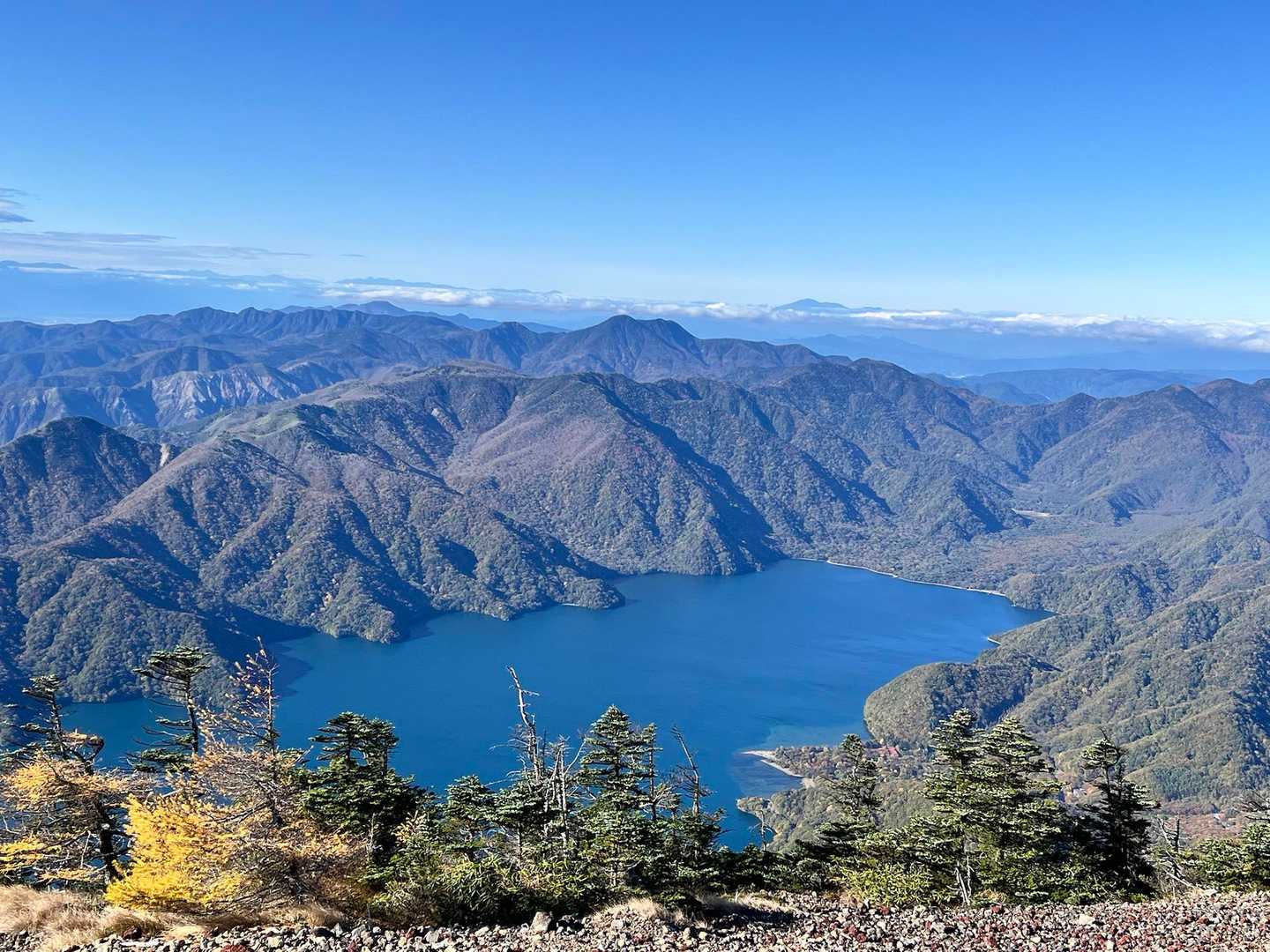 瀧尾神社-奥宮-男体山-登拝門-二荒山神社中宮 縦走コースの写真