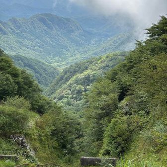 鳥居峠到着
いつもと違うアングルで