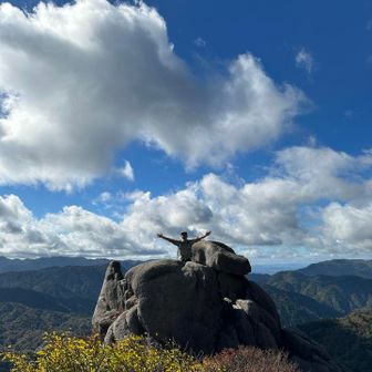 にしかひがしか