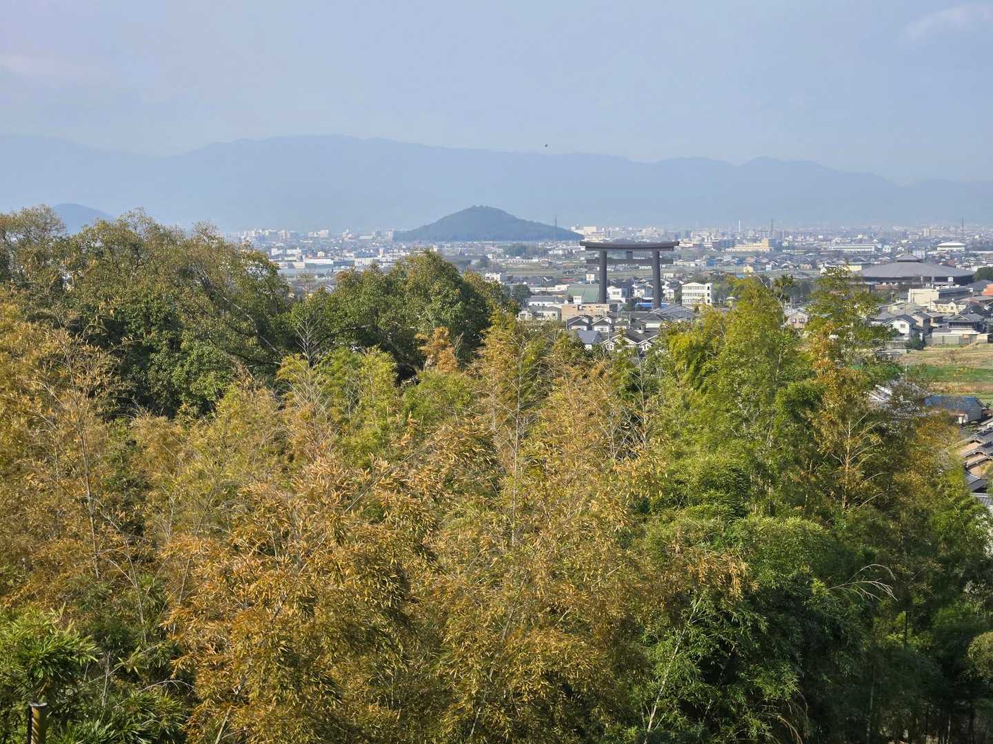 大神神社二の鳥居前バス停-大神神社-狭井神社-三輪山 往復コースの写真