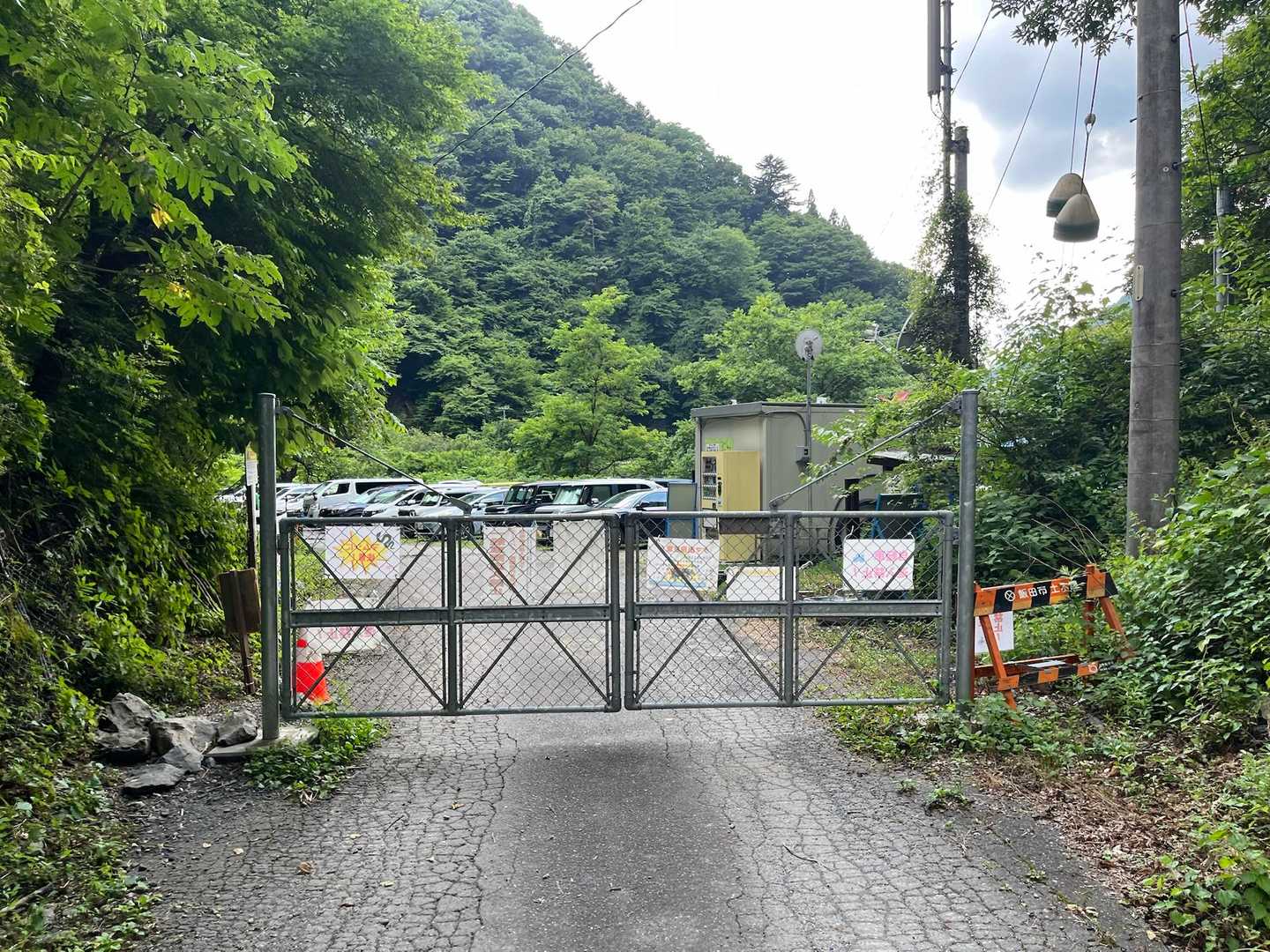 寝不足で何度か撤退も考えましたが無事下山
翌日は祝日ですがお仕事なのでゆっくりできず😭

この後は茅野まで下道で帰って途中で温泉入って中央道の大渋滞に巻き込まれて23時過ぎにようやく埼玉の自宅に帰宅しました😭