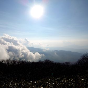 下山開始したら晴れた（西側と北側だけ）