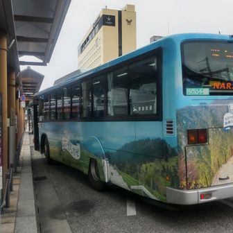 大台ケ原行きのバス着てますよ🚍
だがしかし！
今日の目的は違うので(´・ω・`)
前回きた時バス待ちで色々見てたら、この辺いっぱい名所あるので、今日はこのエリアをお散歩するのです(*´∀｀*)
