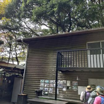 管理棟
多くの登山者に人気らしい
