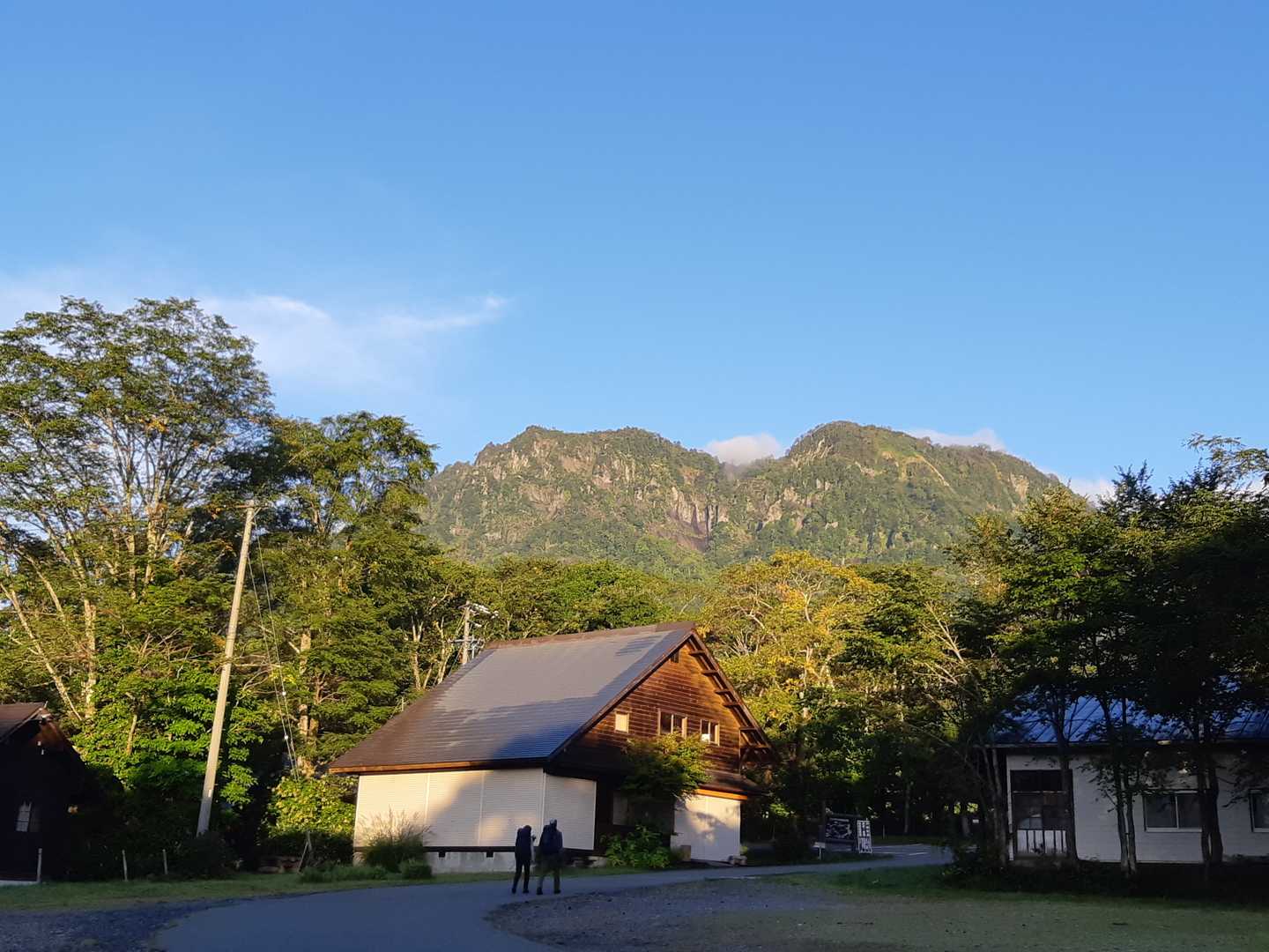 五地蔵山かな？ひさびさのお天気。