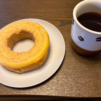 よん