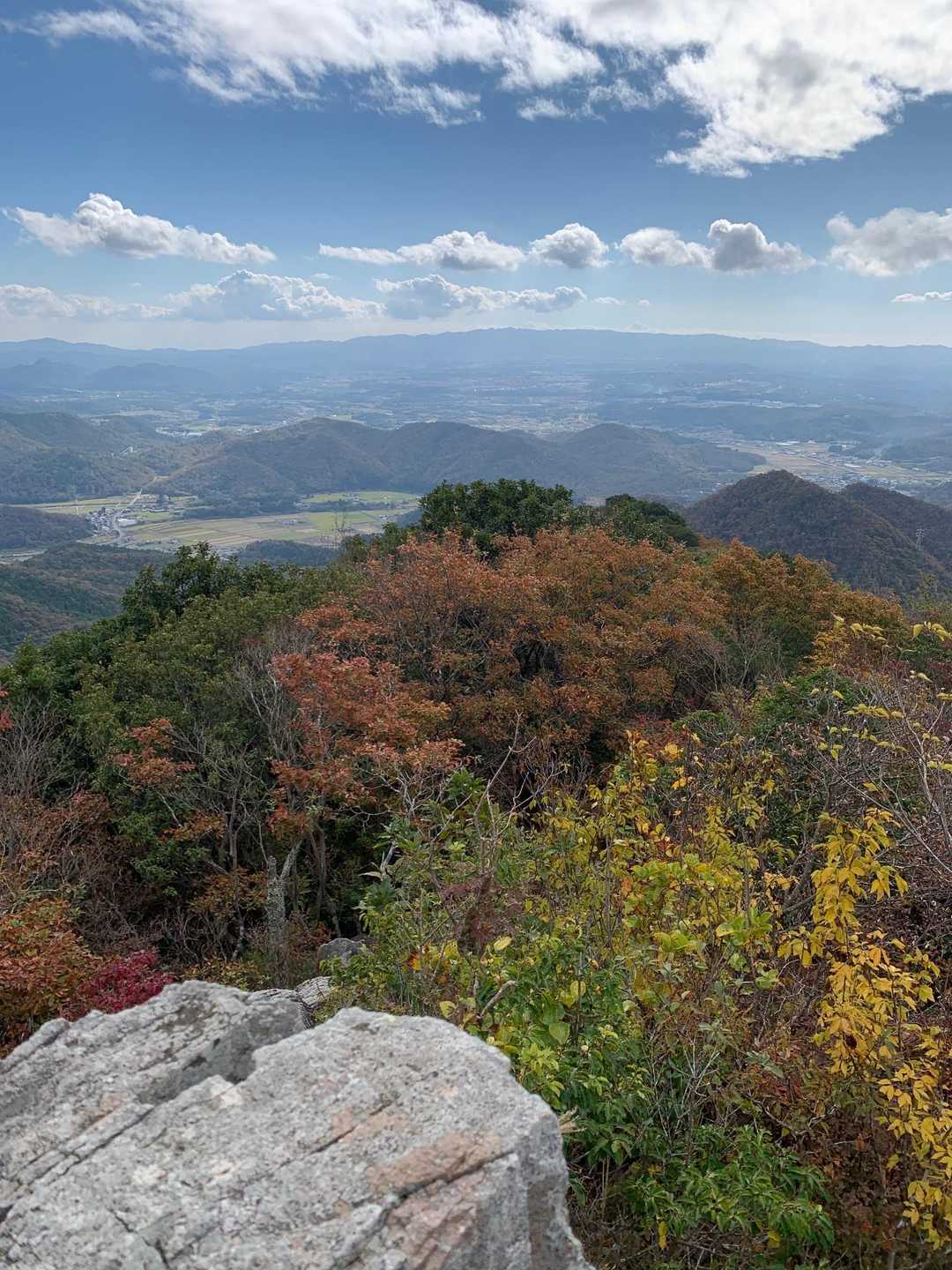 藍本駅-虚空蔵山登山口-虚空蔵山-八王子山-草野駅 縦走コースの写真