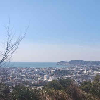 海が見える〜

キレイだな〜