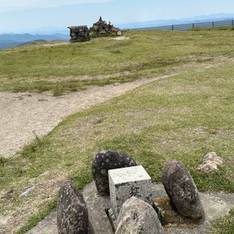 蓬莱山　山頂　1174m