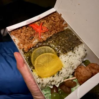 雲の平のお弁当はのり弁😆
1500円
寒くて起きることなくて良かった！