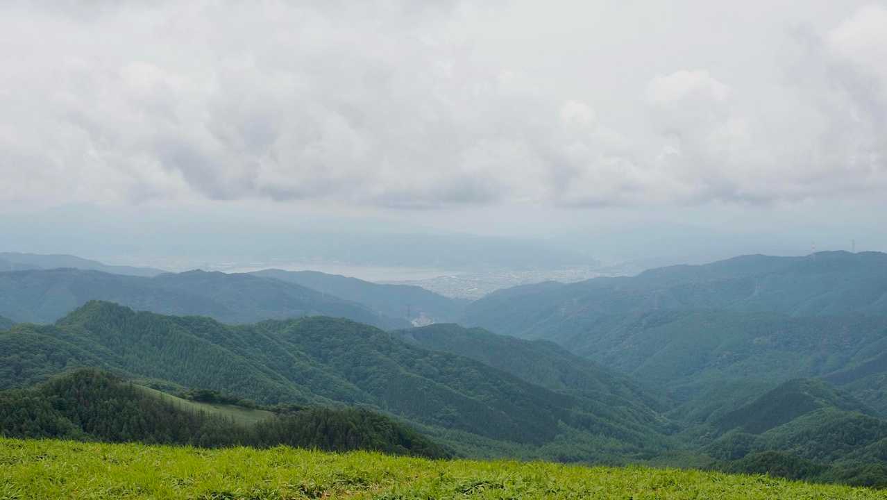 中央分水嶺トレイル（長門牧場〜白樺湖〜八島湿原〜三峰山〜美ヶ原）、2daysスルーハイク の写真 38