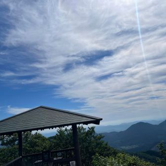 右手前は樫ノ実。

さて、さて、それでは、
