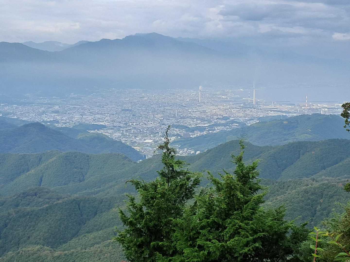 四国中央市街
