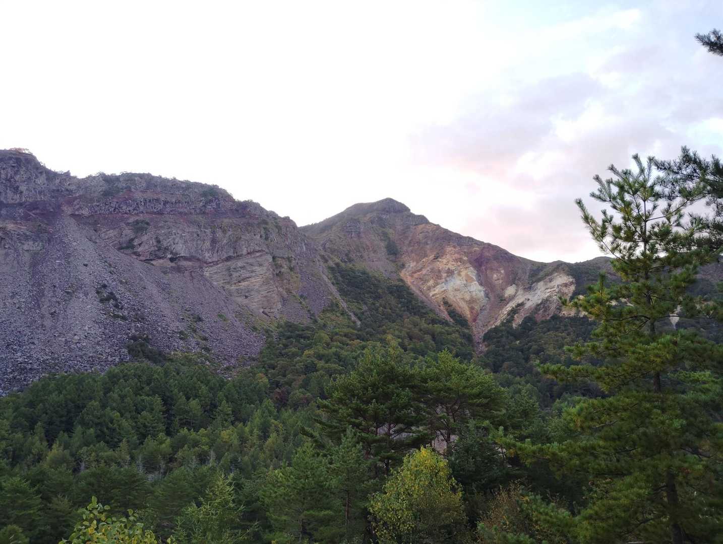 櫛ヶ峰が現れました。