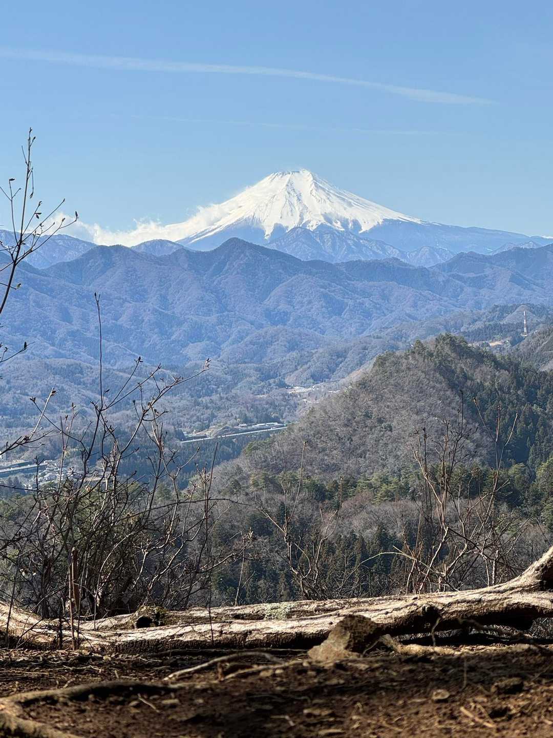 尾続山入口　-尾続山-実成山-風の神-要害山-要害山入口- 縦走コースの写真