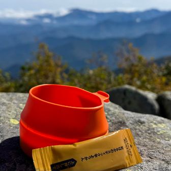 おやつも食べて 山頂でゆっくりしました☕️