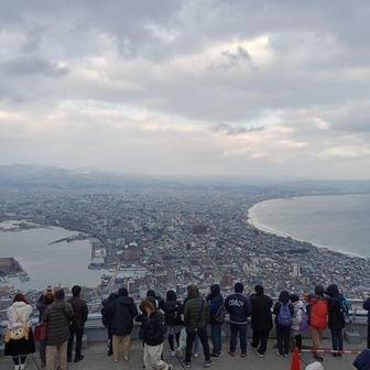 ロープウェイで山頂へ