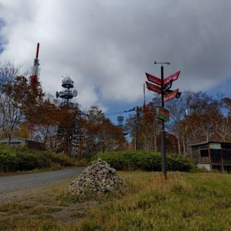 頂上近くのリフト降り場前