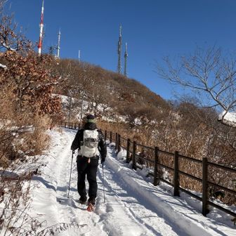 さあ山頂はすぐそこ