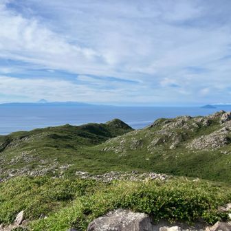 この稜線きれい。富士山、島