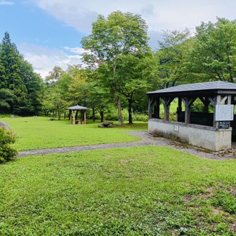 バーベキューが出来るみたい。誰もやってなかったけど。