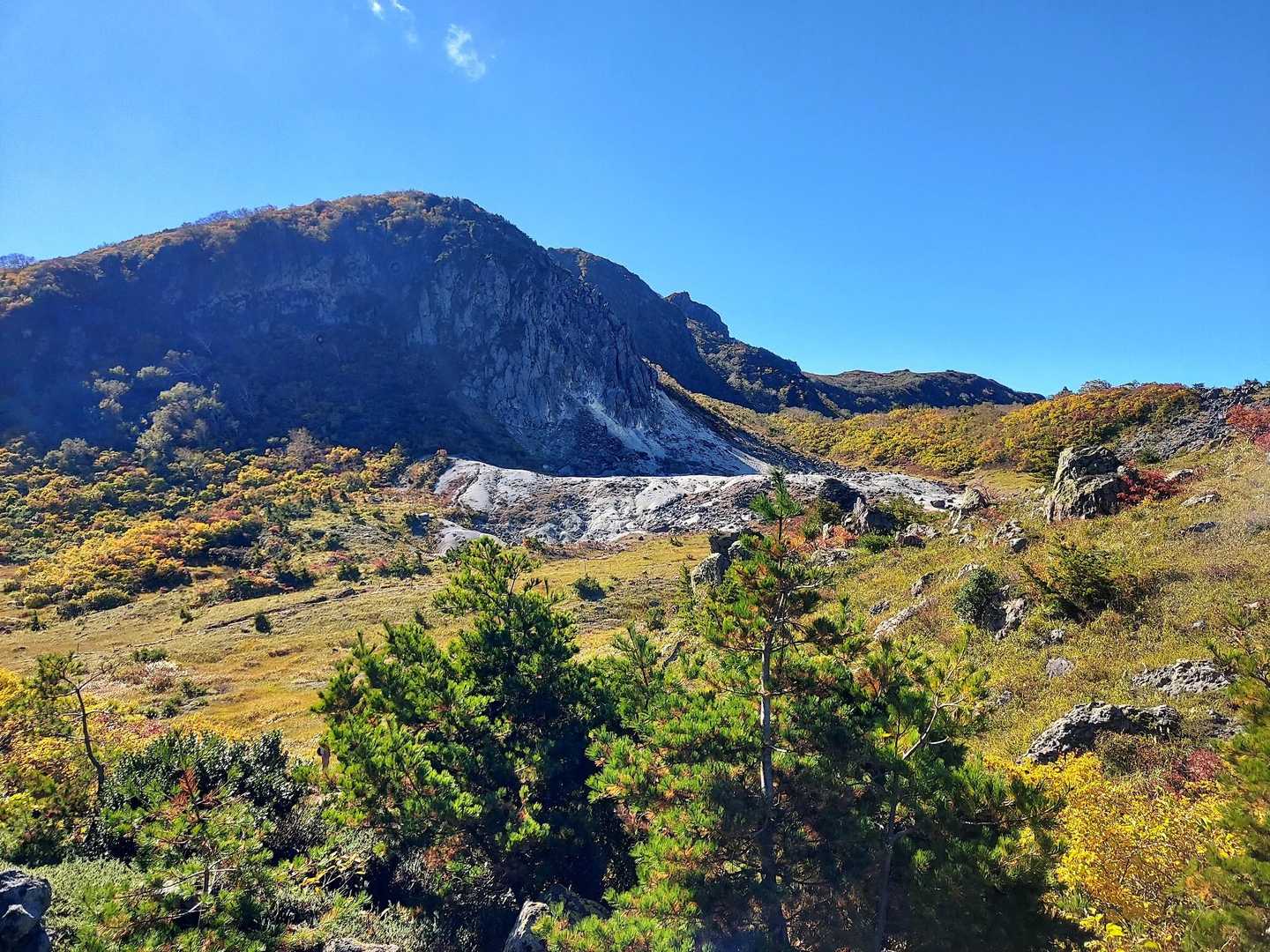 須川温泉登山口発着｜秘湯起点の名残ヶ原散策周回コースの写真