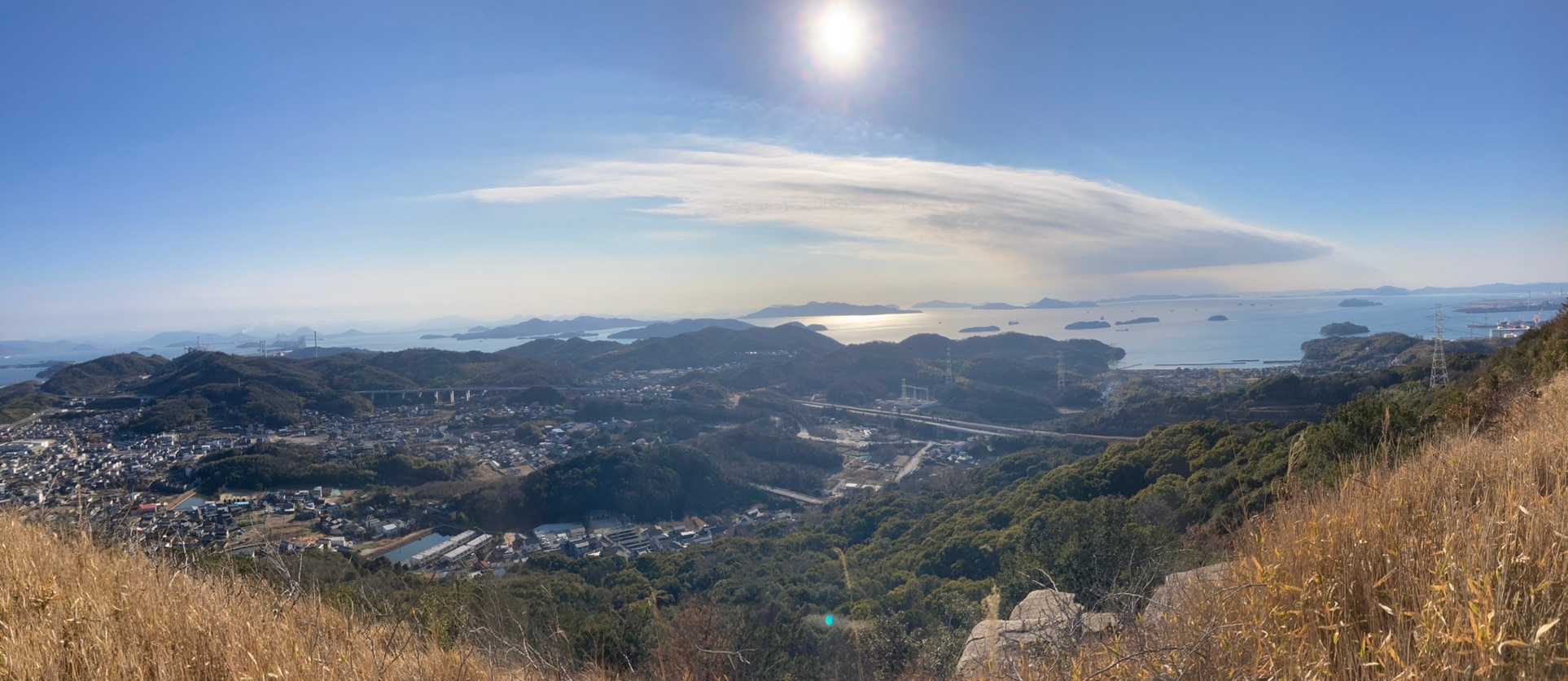 水島灘から笠岡諸島方面。