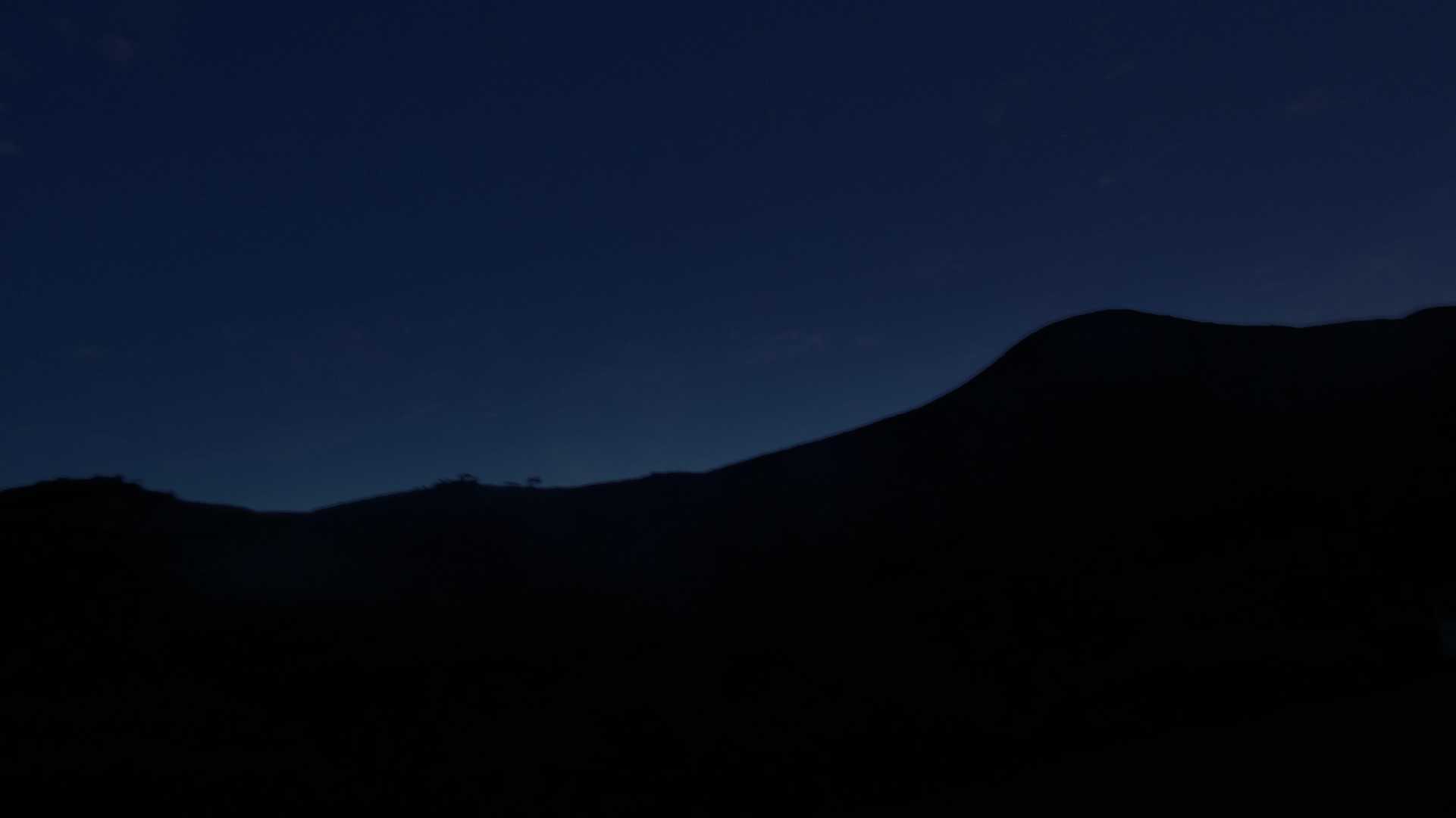5時、茶が床を出発