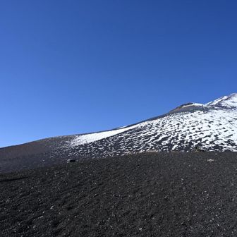 上塚の山頂まであと少し