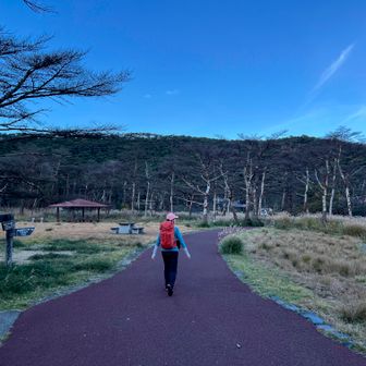 えびの岳に向かいます。