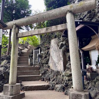 ここから登れば1合目から順に登れたみたいです。
次回（があれば）はここから、そして御朱印帳も持参したいです。