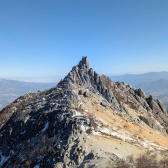 定番の赤抜沢ノ頭から見るオベリスクがカッコよ😆