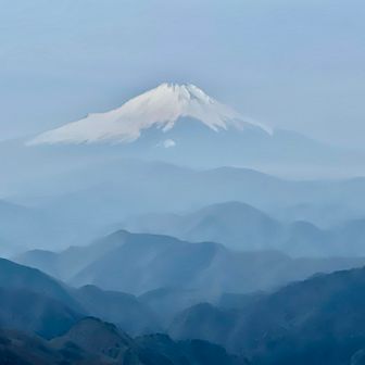 やっと登頂。富士山、もやっと。