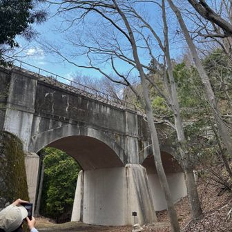 ピーヤ(桟橋の意味とか)
正式には鍛冶屋橋水路橋
アーチの下で手を叩いてビヨヨーンの音を楽しむ🤗