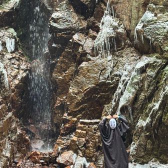 七曲滝とカオナシさん