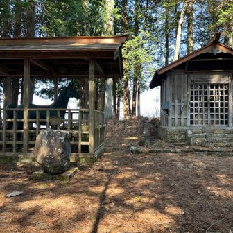 神社お参りします