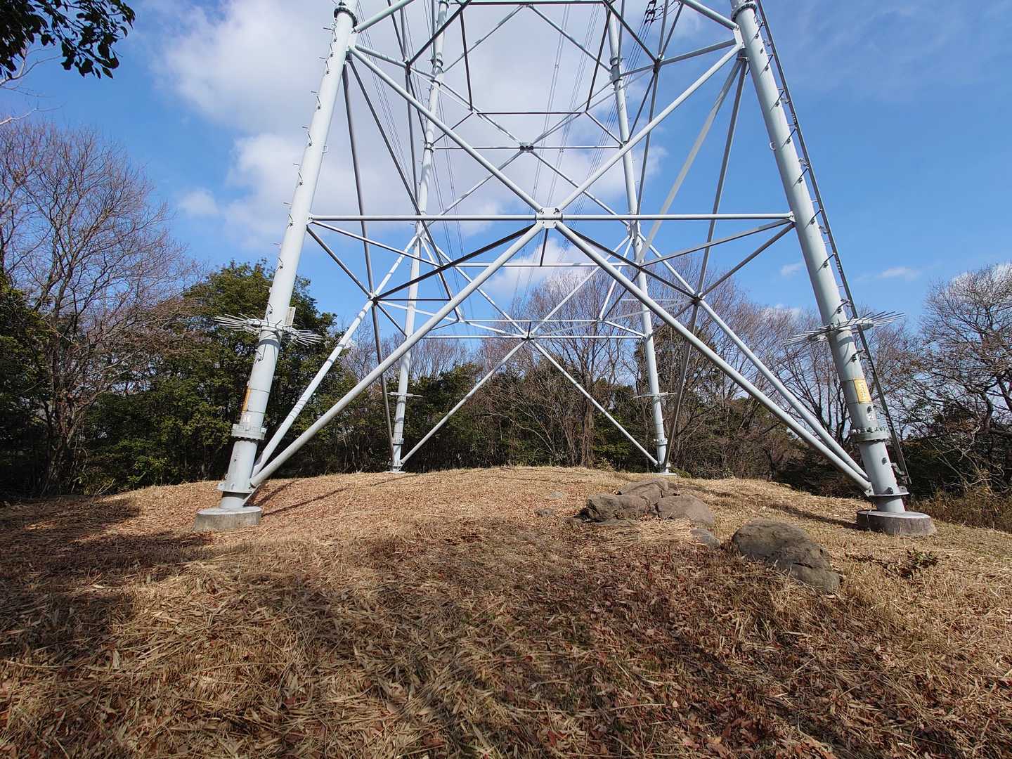 ここが石鉄山かな？