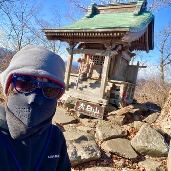 めちゃくちゃ不審者の顔周り🤣なのを
写真見て気づく🤣
あったかいんだもの