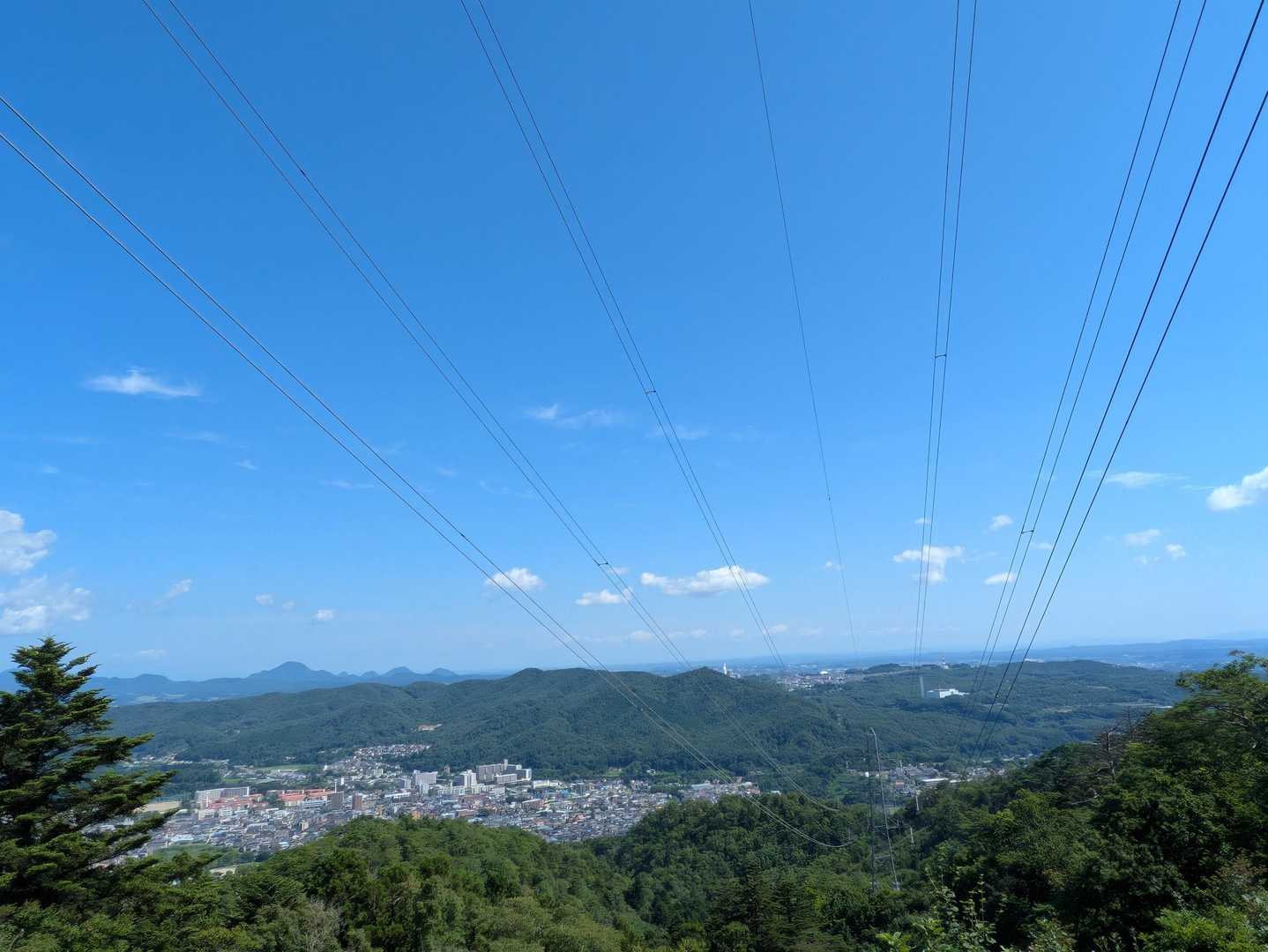 送電線沿いに見えますココからの景色、好きでして…🥰仙台大観音や栗生・落合周辺の街並みがキレイに見えます✨