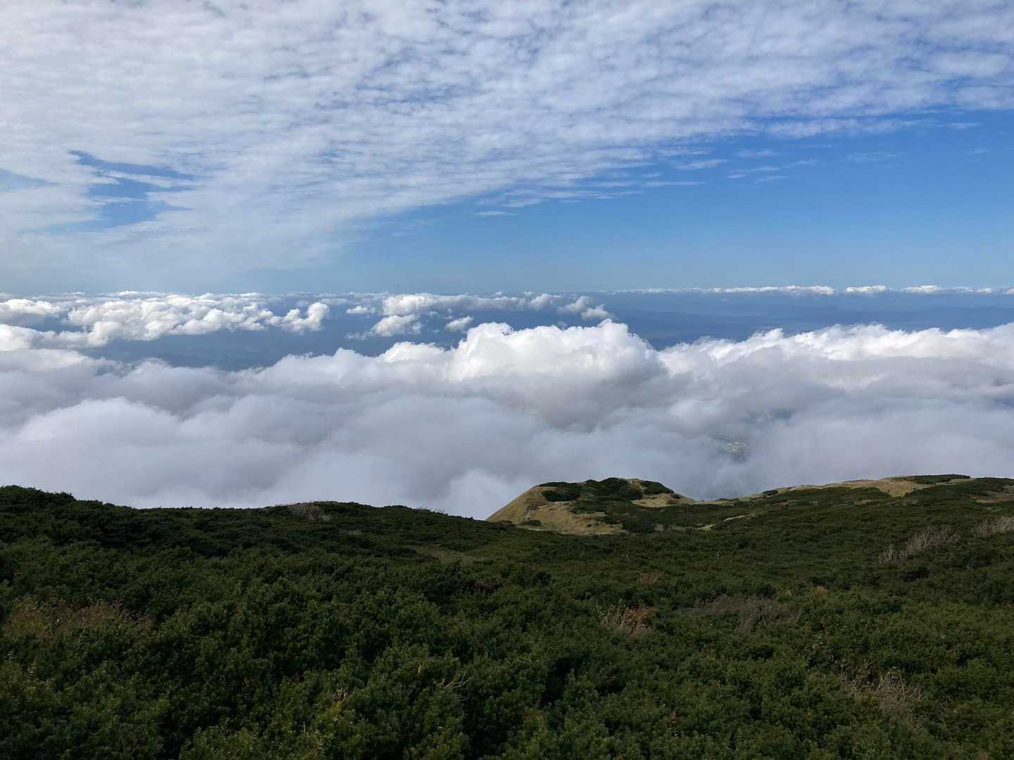 大山行者コース | 北壁と海を望む中国地方の最高峰。下山後は豪円湯院への写真
